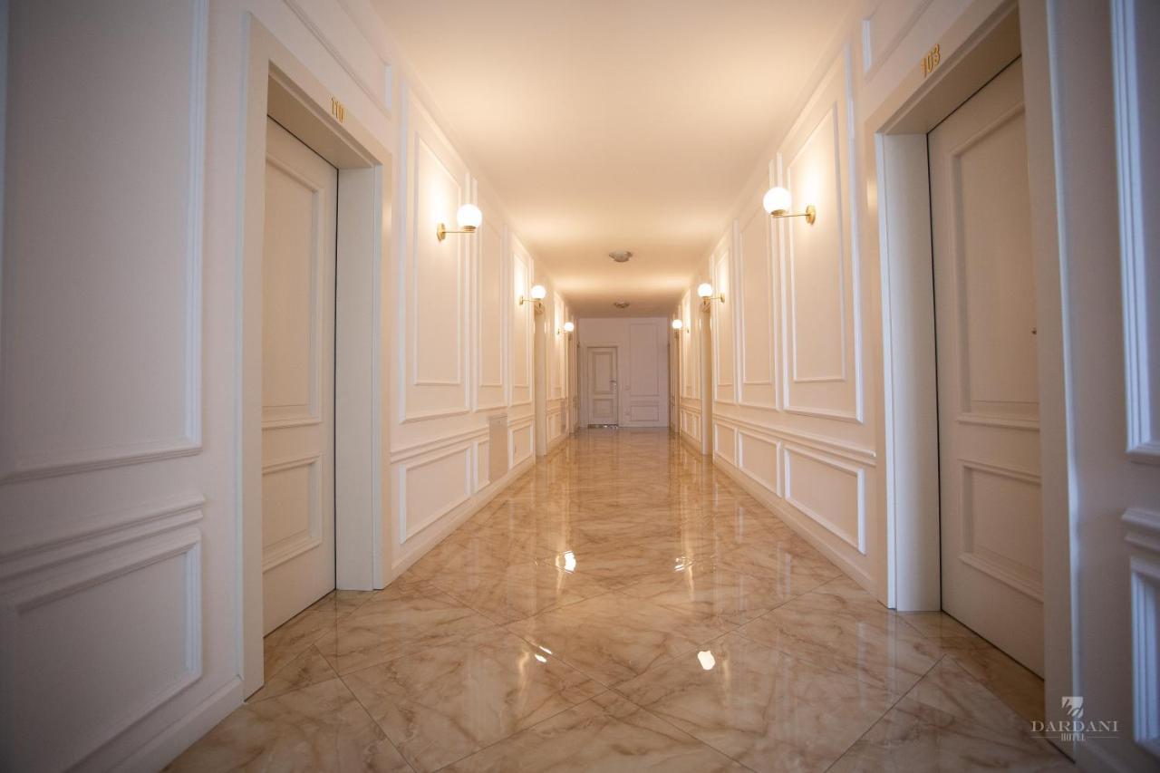 Hotel Dardani Mitrovica Bagian luar foto